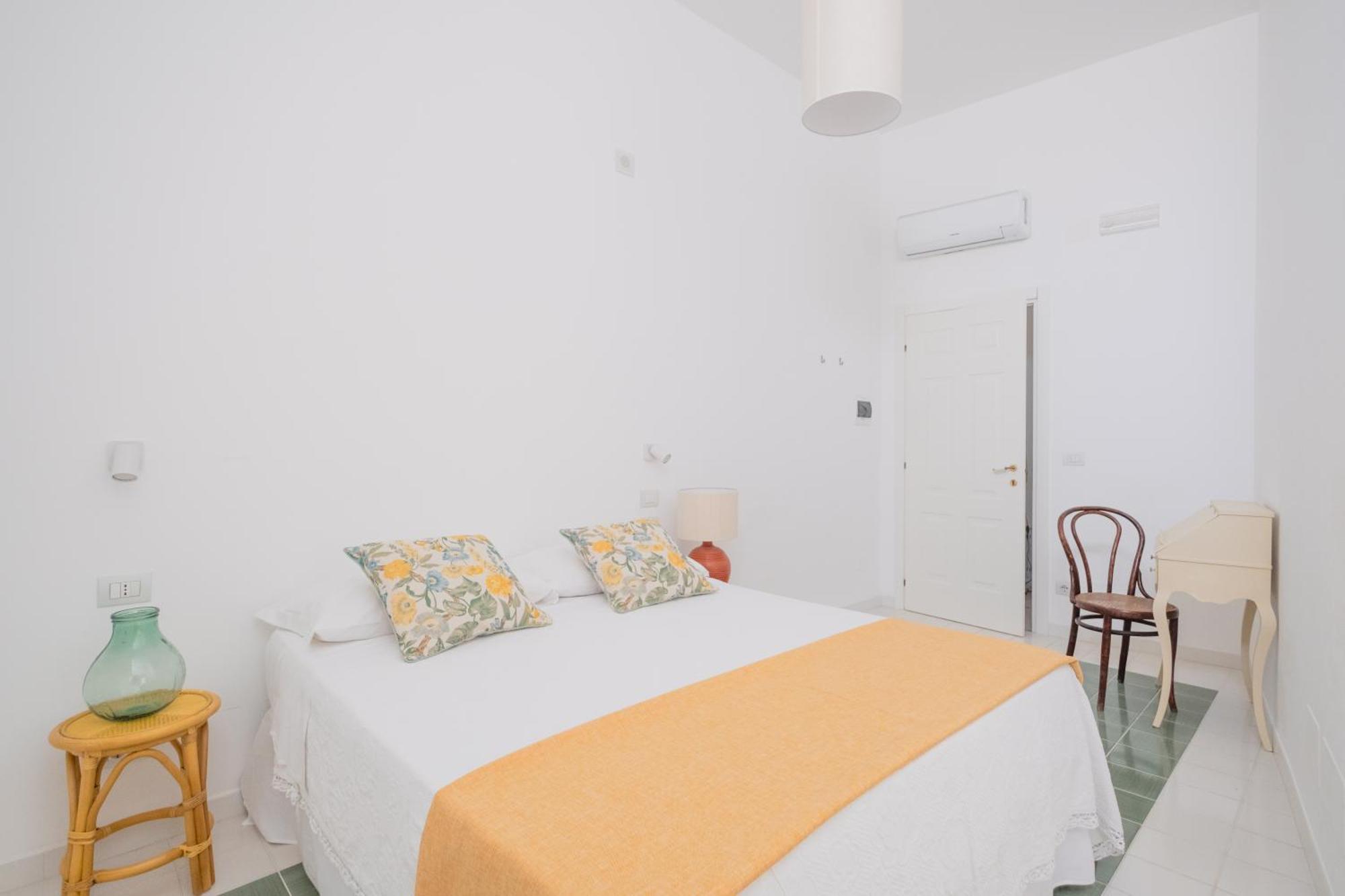 לינה וארוחת בוקר ויאסטה Casa Giulia מראה חיצוני תמונה