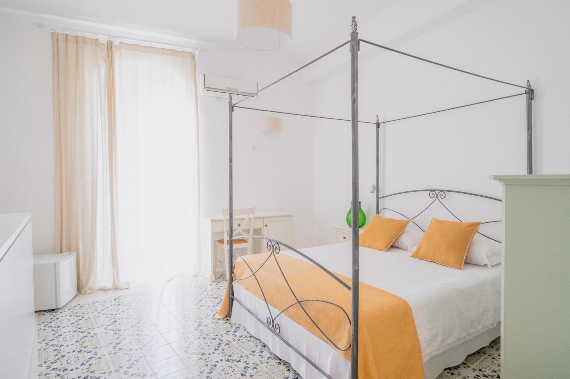 לינה וארוחת בוקר ויאסטה Casa Giulia מראה חיצוני תמונה