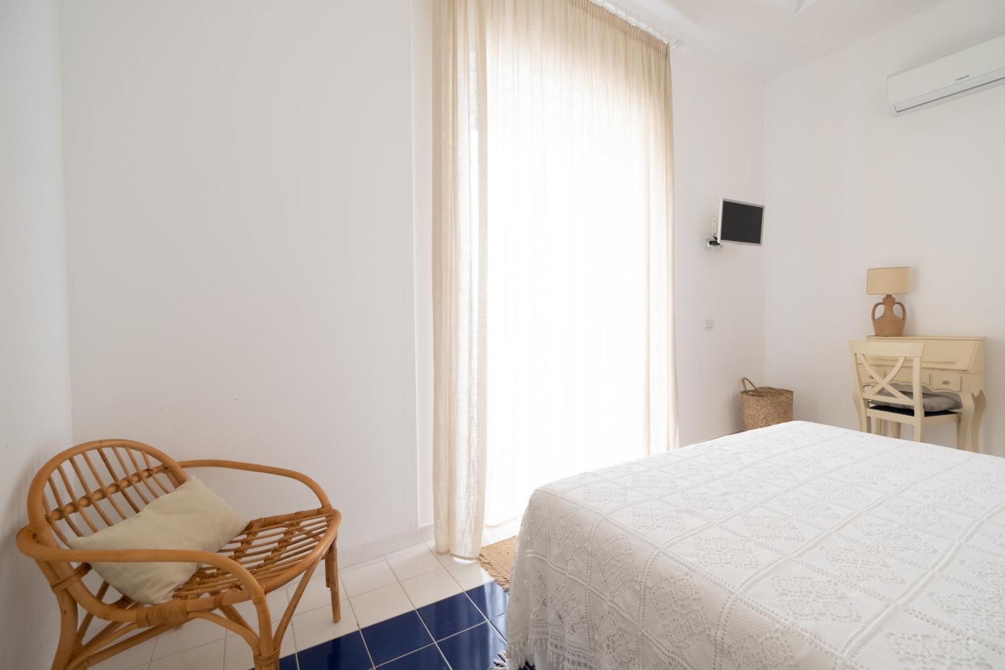 לינה וארוחת בוקר ויאסטה Casa Giulia מראה חיצוני תמונה
